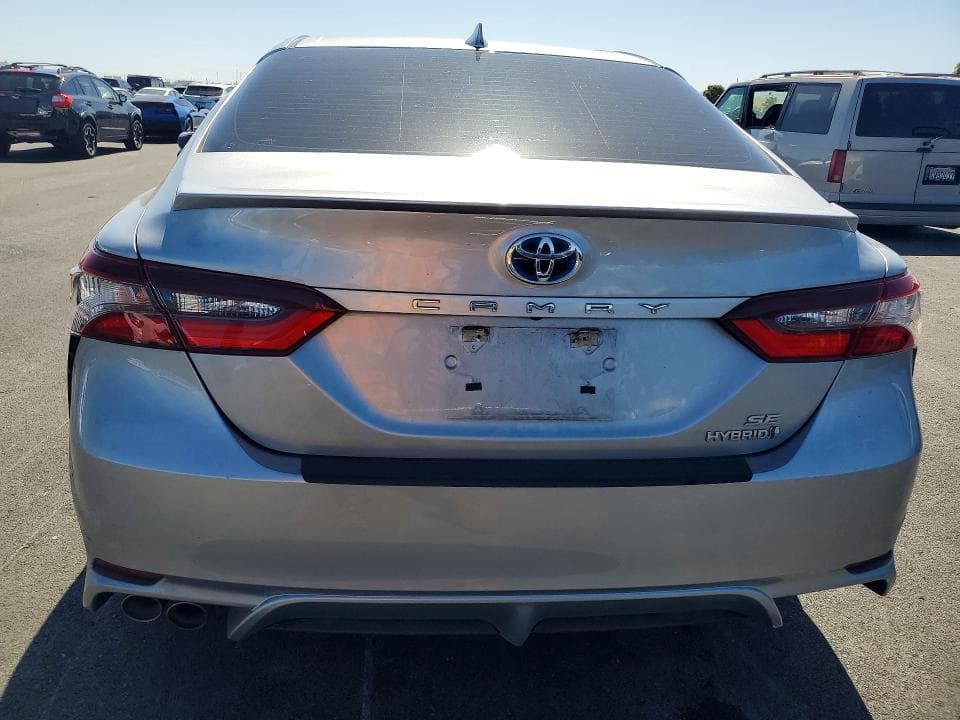 2021 TOYOTA CAMRY SE SE 6