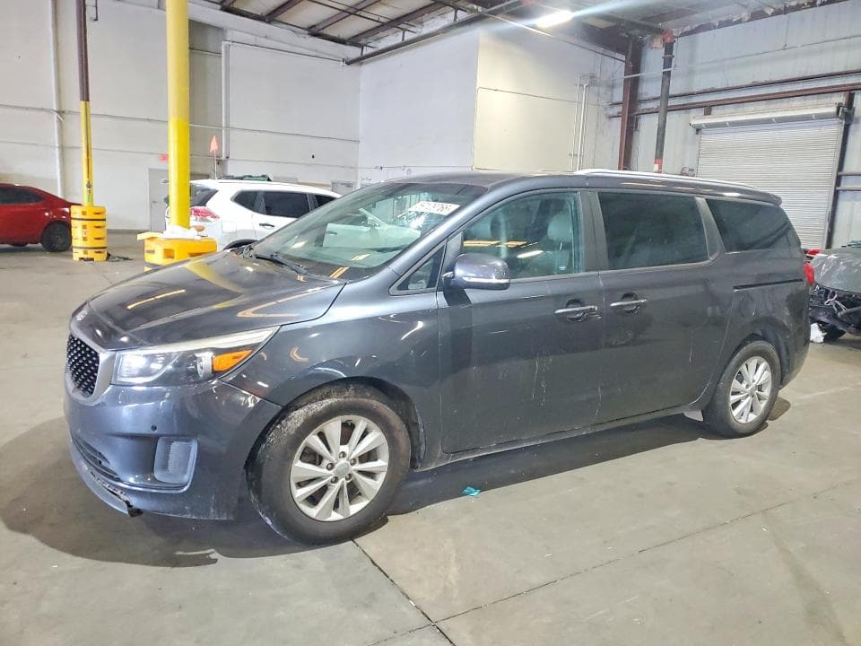 2017 KIA SEDONA LX