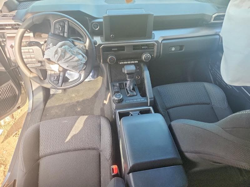 2026 TOYOTA 4RUNNER SR5 SR5 8