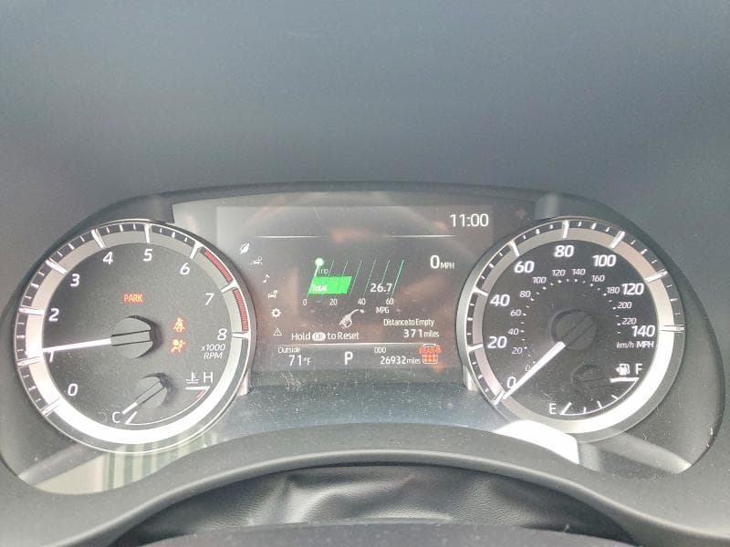 2025 TOYOTA HIGHLANDER XLE 9