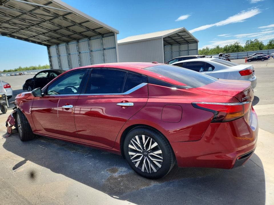 2024 NISSAN ALTIMA SV 2