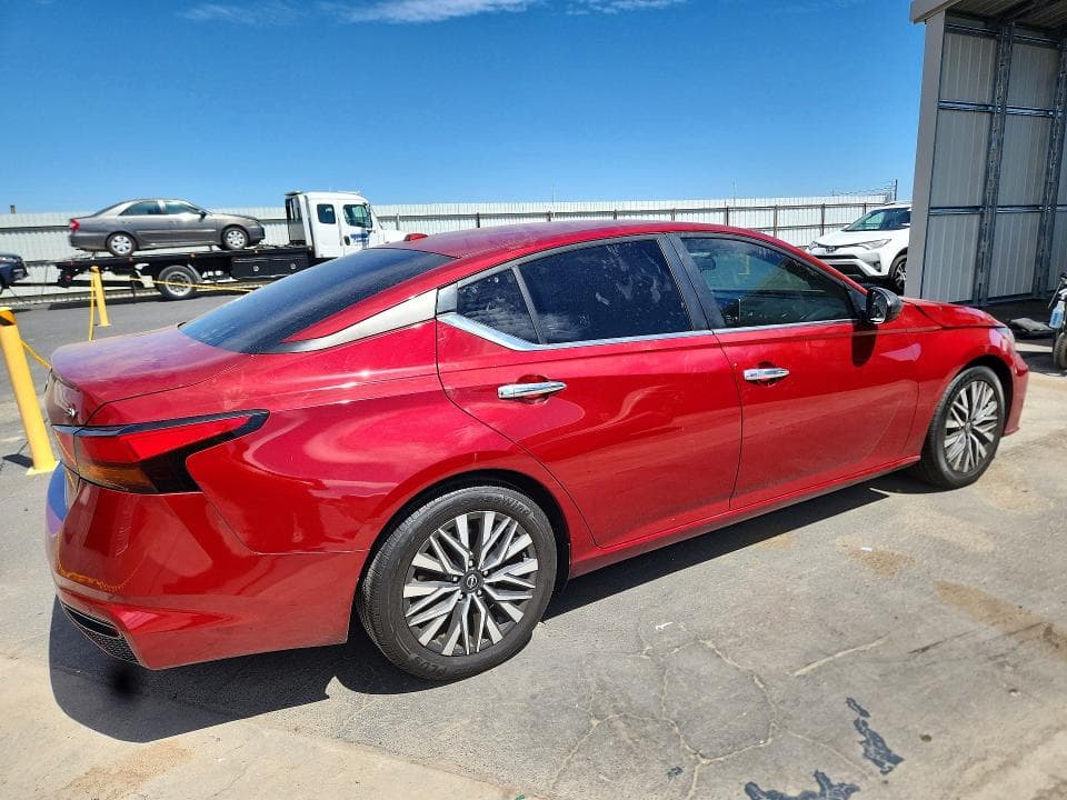 2024 NISSAN ALTIMA SV 3