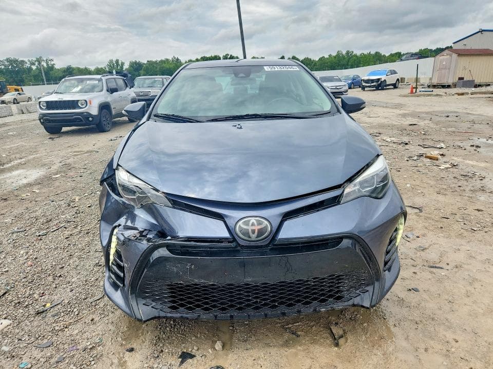 2017 TOYOTA COROLLA SE 5