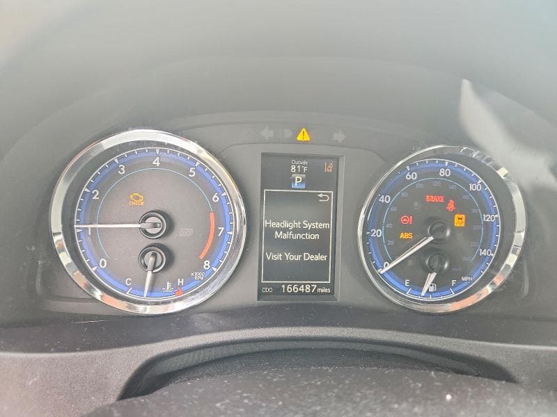 2017 TOYOTA COROLLA SE 9