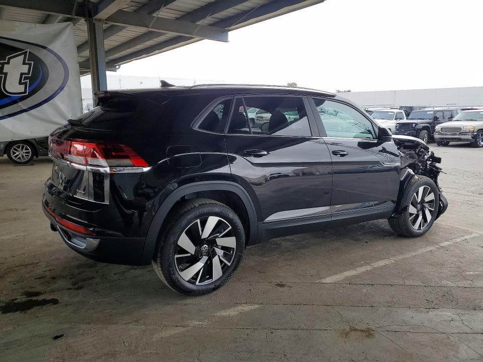 2026 VOLKSWAGEN ATLAS CROSS SPORT SE 3