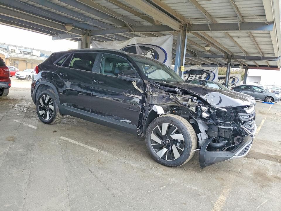2026 VOLKSWAGEN ATLAS CROSS SPORT SE 4