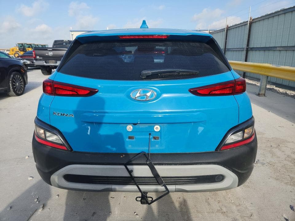 2022 HYUNDAI KONA SE SE 6