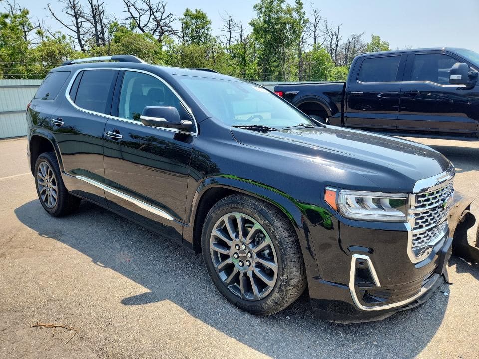 2023 GMC ACADIA DENALI 4