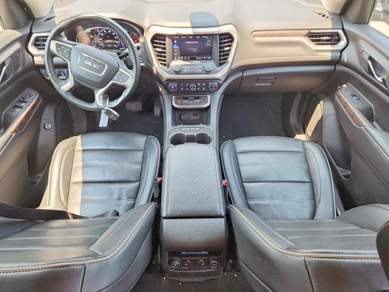 2023 GMC ACADIA DENALI 8