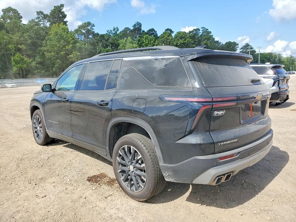 2025 CHEVROLET TRAVERSE LT 2