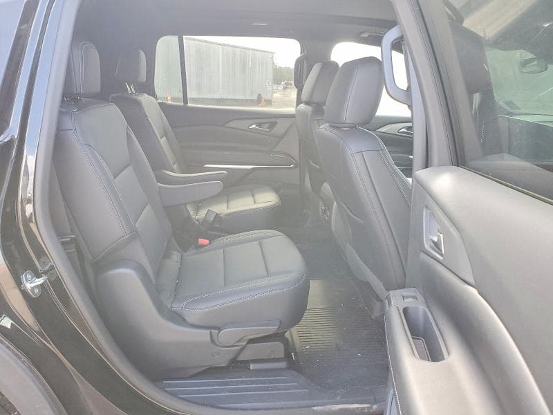 2025 CHEVROLET TRAVERSE LT 11
