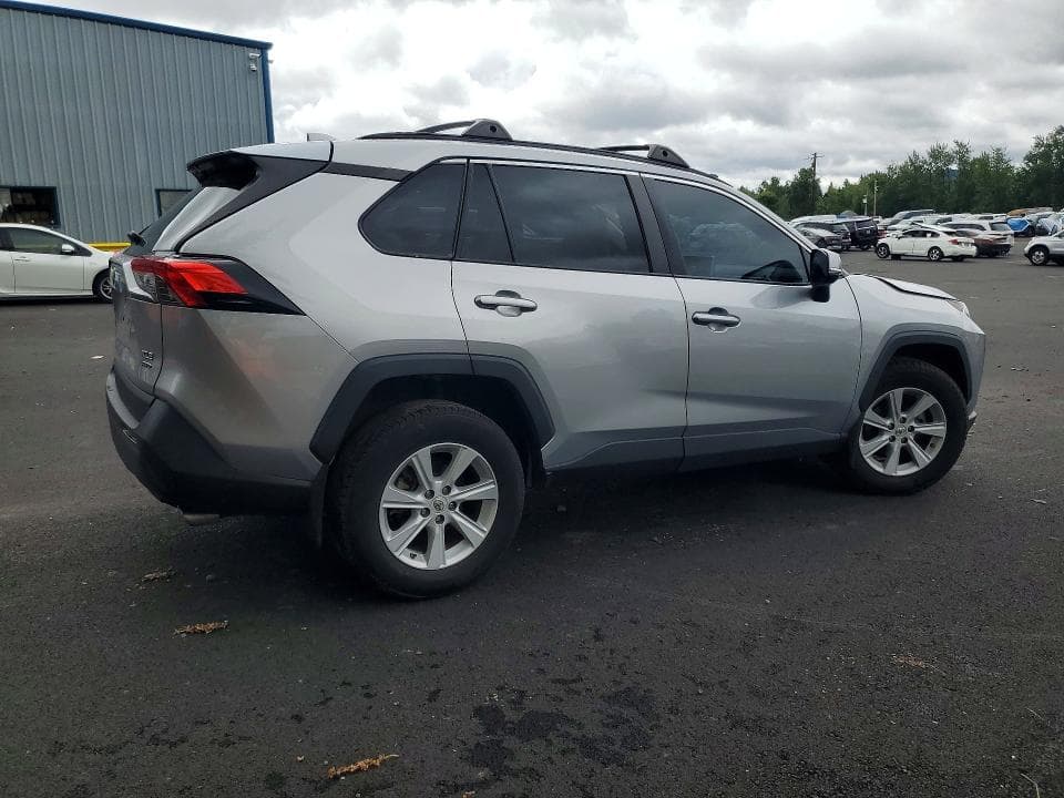 2021 TOYOTA RAV4 XLE PREMIUM 3