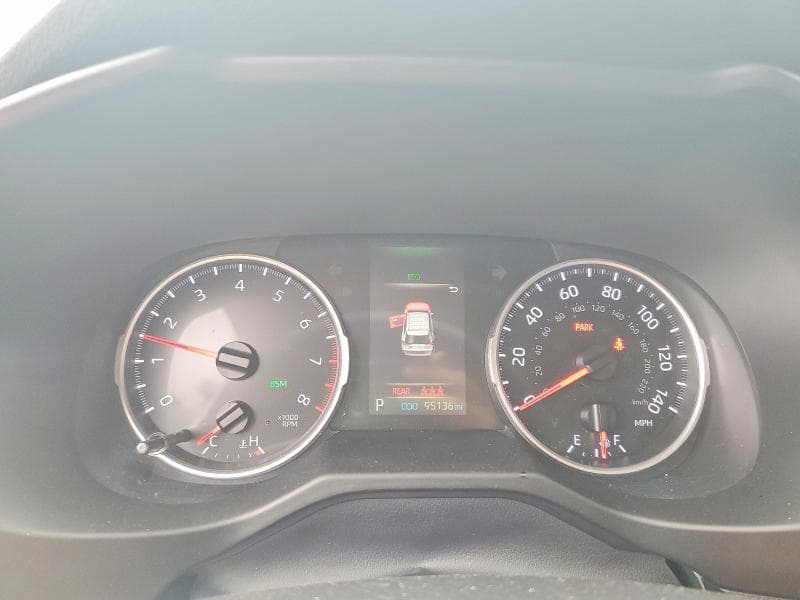 2021 TOYOTA RAV4 XLE PREMIUM 9