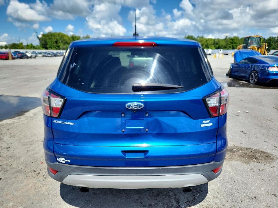 2017 FORD ESCAPE SE 6