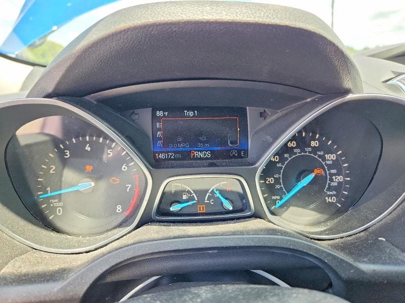 2017 FORD ESCAPE SE 9