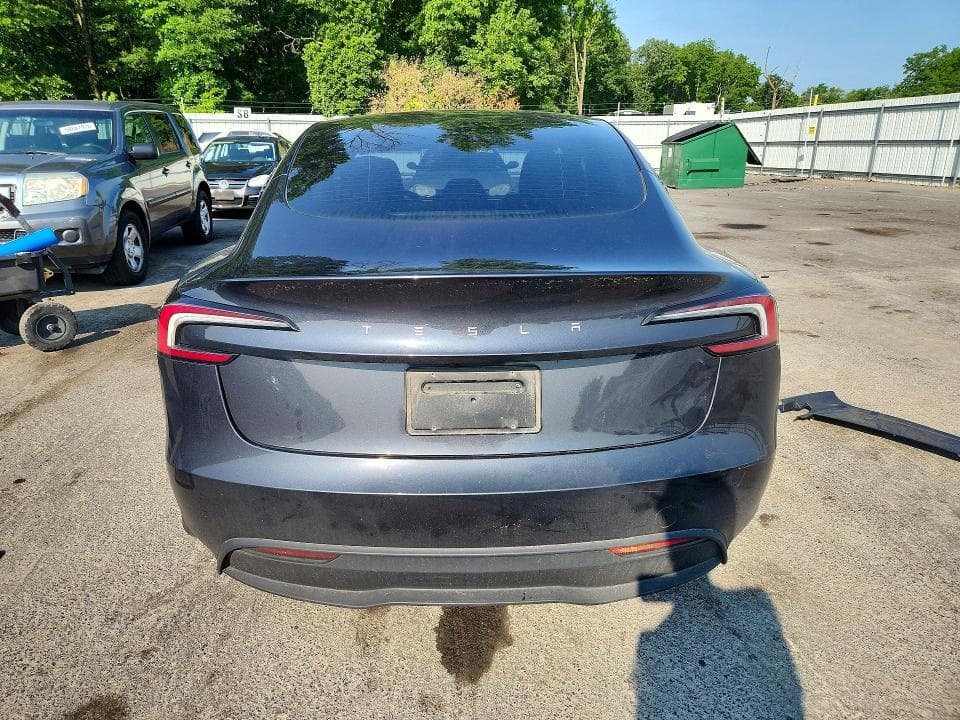 2024 TESLA MODEL 3 6