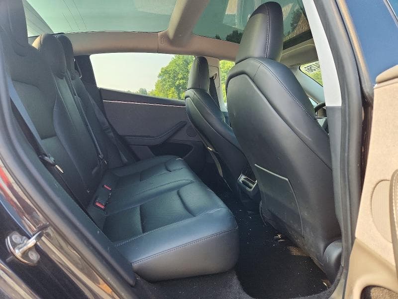 2024 TESLA MODEL 3 10