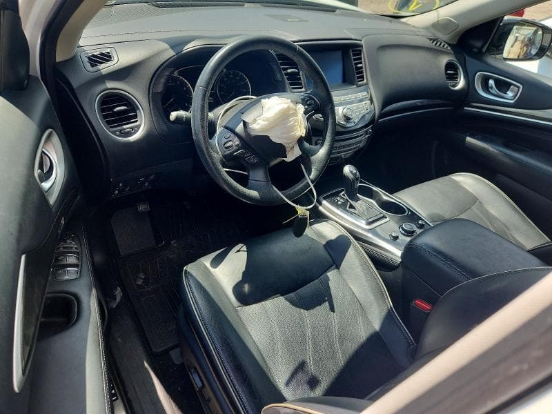 2017 INFINITI QX60 BASE 8