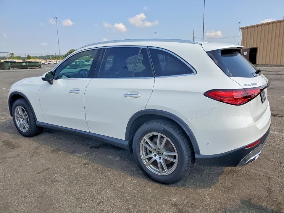 2023 MERCEDES-BENZ GLC 300 4MATIC 2