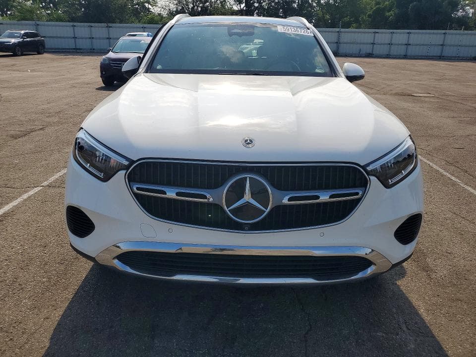 2023 MERCEDES-BENZ GLC 300 4MATIC 5