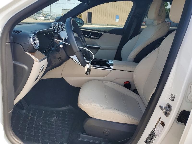 2023 MERCEDES-BENZ GLC 300 4MATIC 7