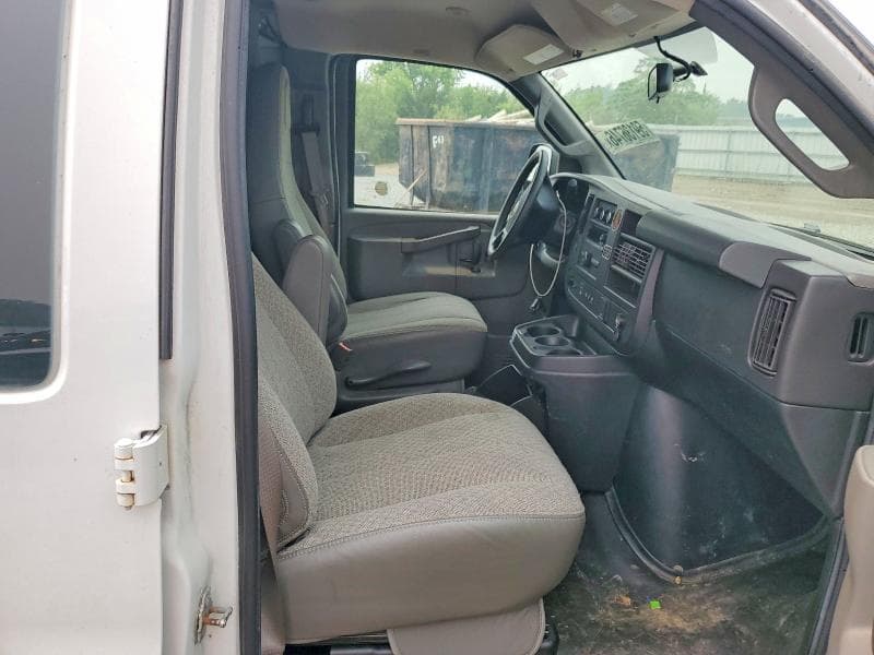 2019 GMC SAVANA G2500 12