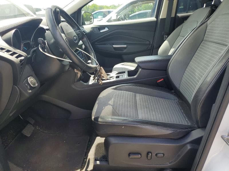2019 FORD ESCAPE SE 7