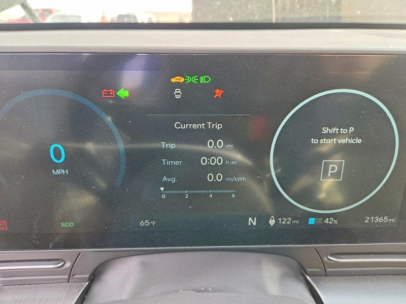 2024 HYUNDAI KONA SEL 9