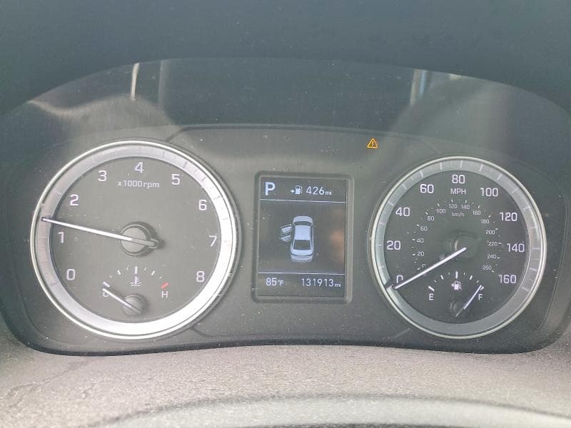 2018 HYUNDAI SONATA SE 9