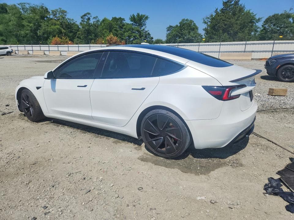 2024 TESLA MDL 3 2