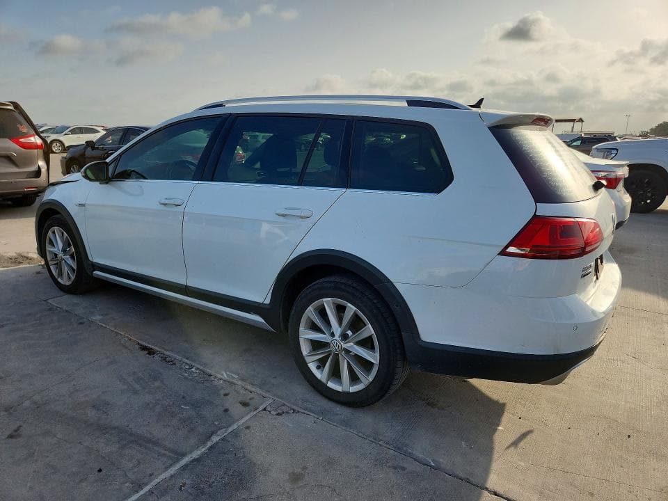 2017 VOLKSWAGEN GOLF ALLTRACK S 2