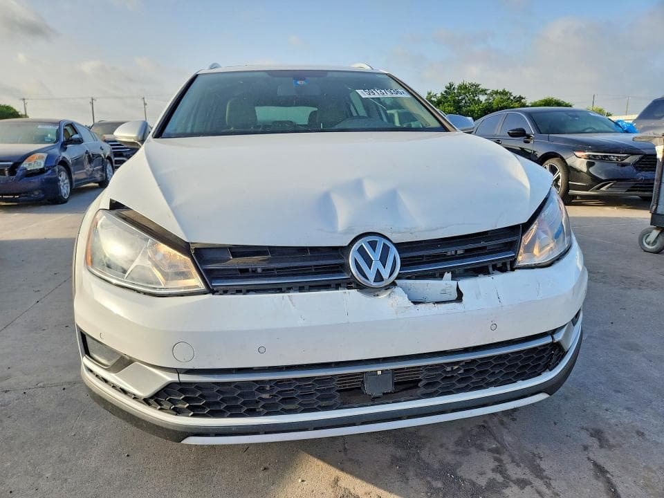 2017 VOLKSWAGEN GOLF ALLTRACK S 5