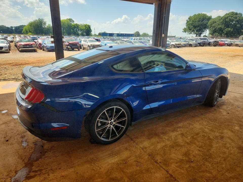 2018 FORD MUSTANG 3