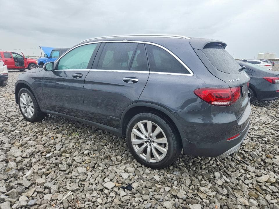 2020 MERCEDES-BENZ GLC 300 2