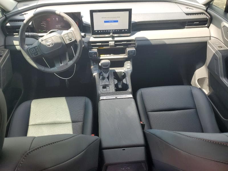 2026 TOYOTA RAV4 XLE PREMIUM 8