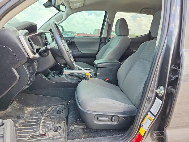 2020 TOYOTA TACOMA SR5 V6 7