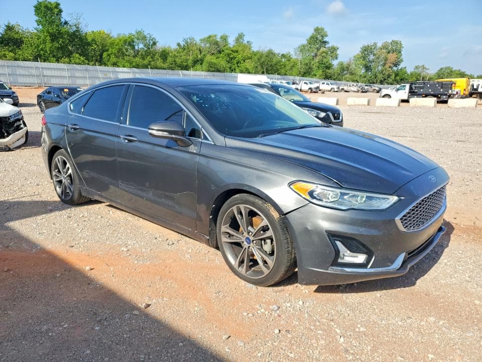 2019 FORD FUSION TITANIUM 4