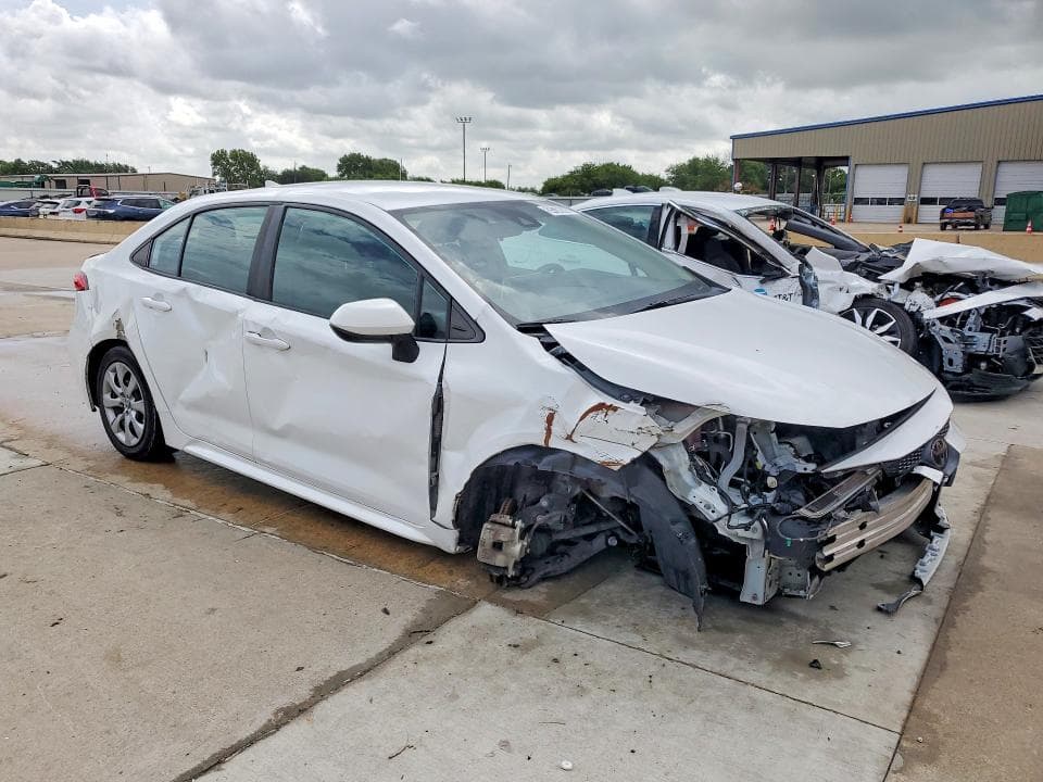 2021 TOYOTA COROLLA LE 4