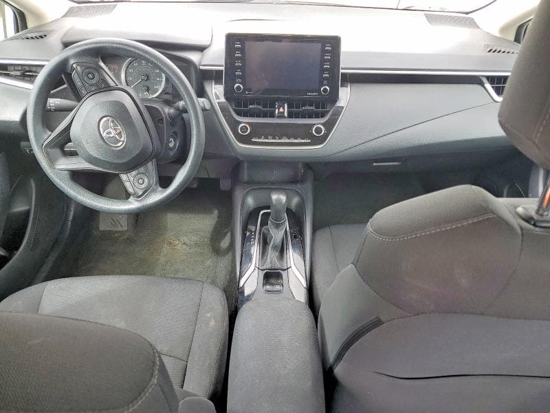 2021 TOYOTA COROLLA LE 8