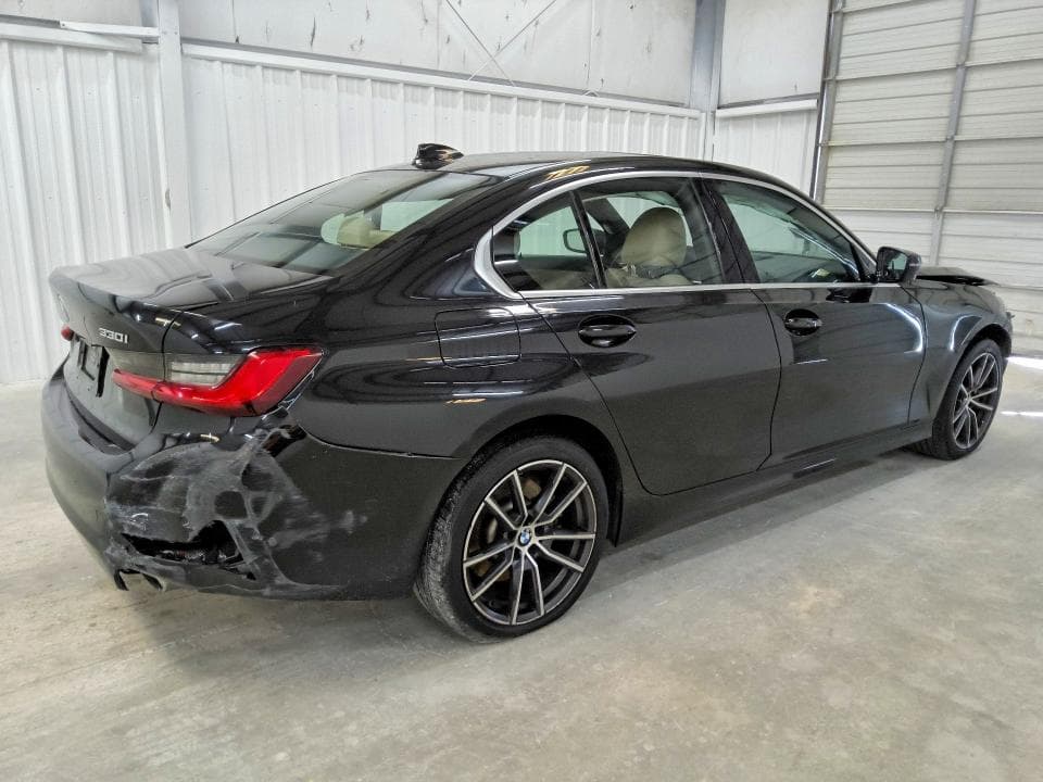 2021 BMW 330XI 3