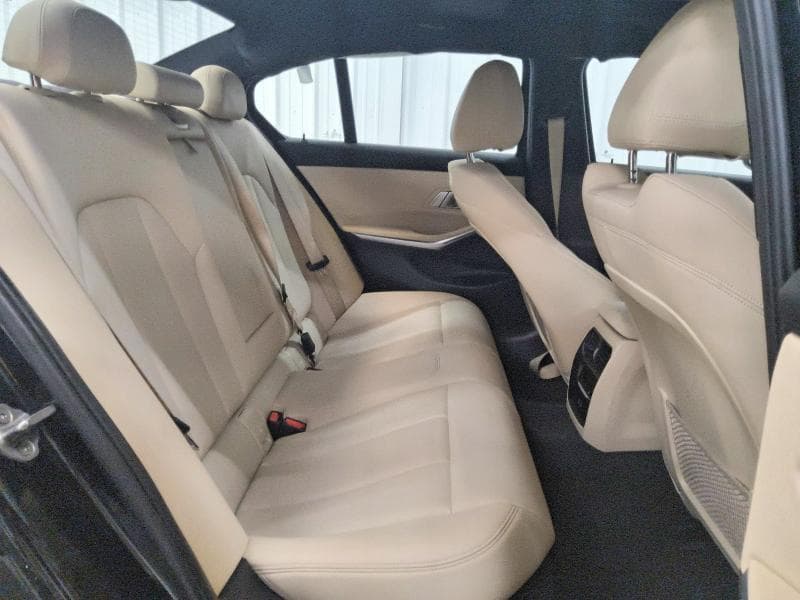 2021 BMW 330XI 10