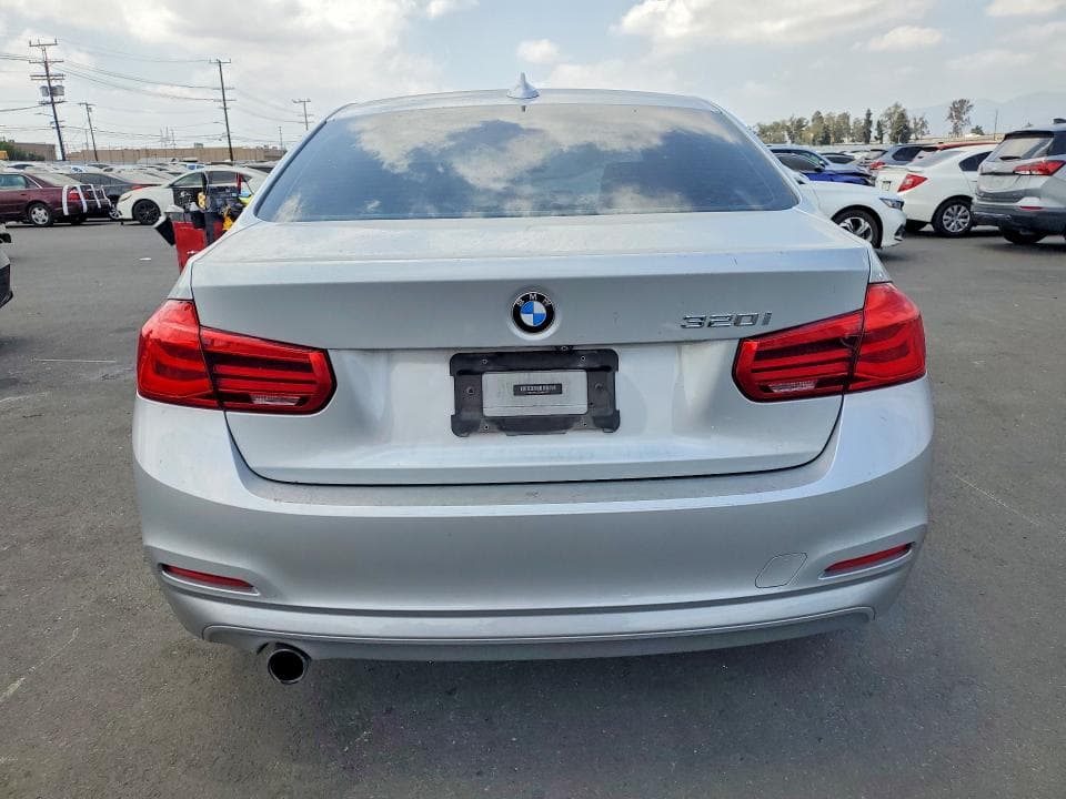 2018 BMW 320 I 6