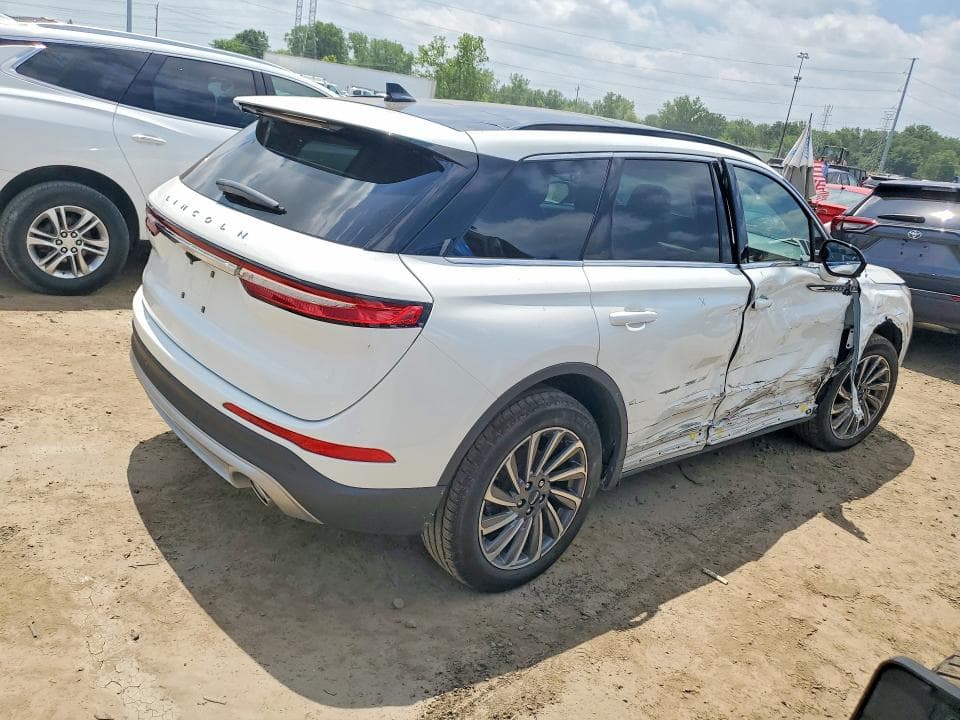 2026 LINCOLN CORSAIR RESERVE 3