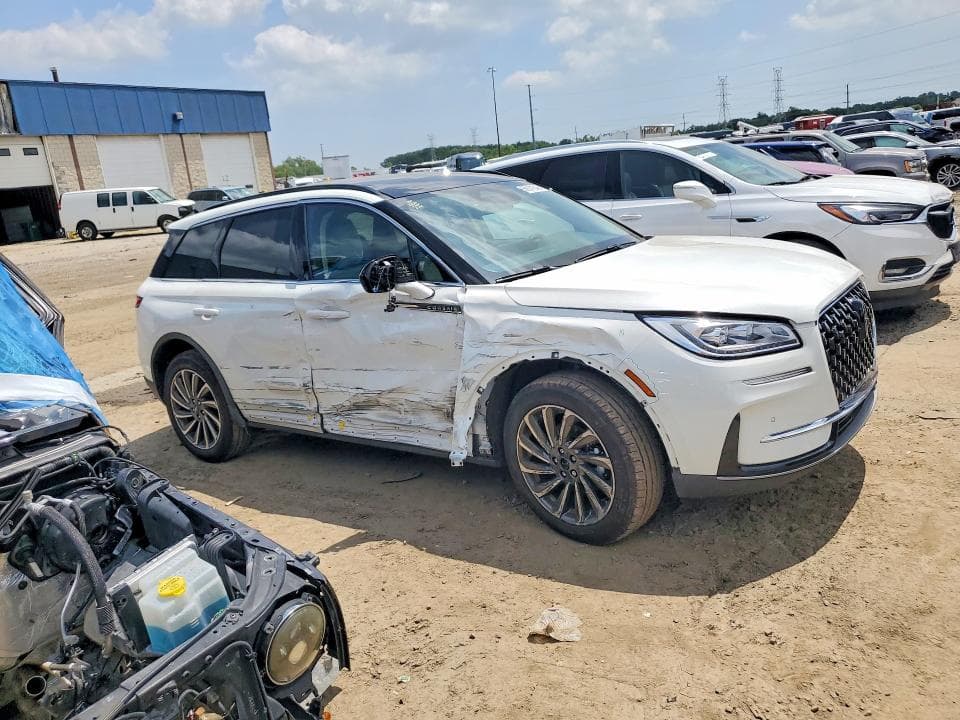 2026 LINCOLN CORSAIR RESERVE 4