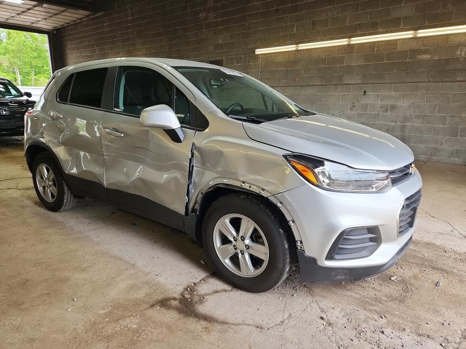 2020 CHEVROLET TRAX LS 4