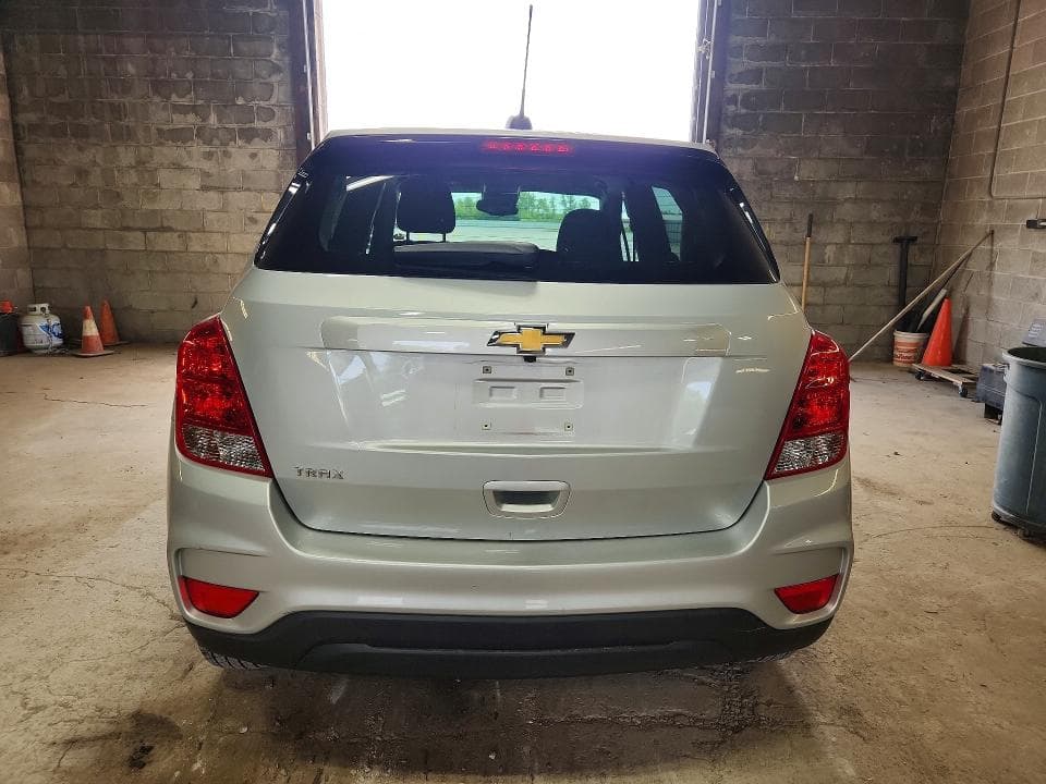 2020 CHEVROLET TRAX LS 6