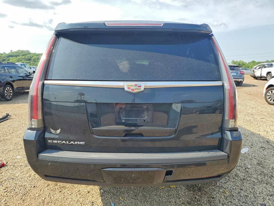 2017 CADILLAC ESCALADE ESV 6