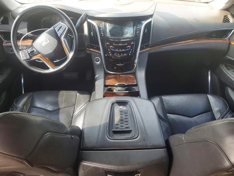 2017 CADILLAC ESCALADE ESV 8