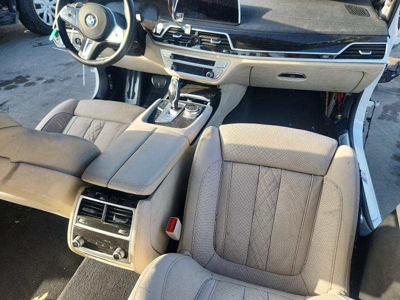 2021 BMW 740 I 8