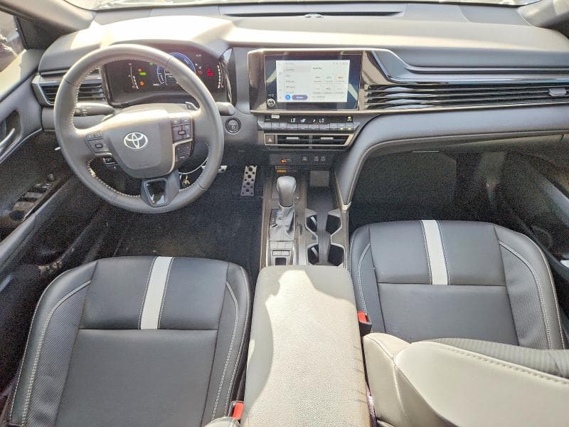 2026 TOYOTA CAMRY SE 8